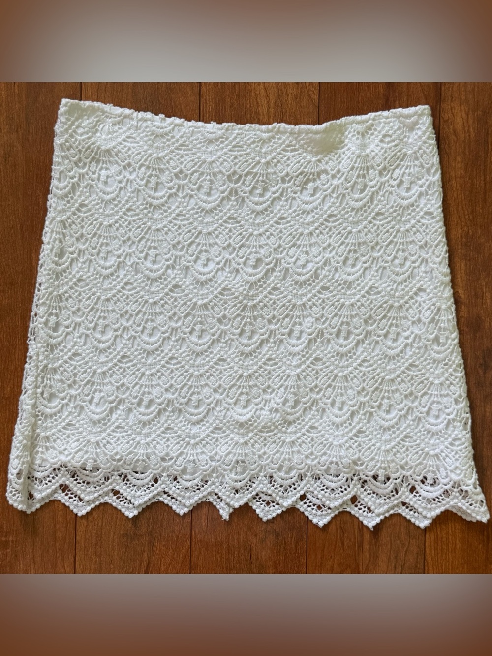 Forever 21 Cream Lace Skirt